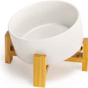 Tigela de cerâmica inclinada para cães e gatos de 15° com suporte de madeira, tigela de água e alimento de buldogue inclinado, não escorrega para animais de estimação de rosto grande branco 822 g