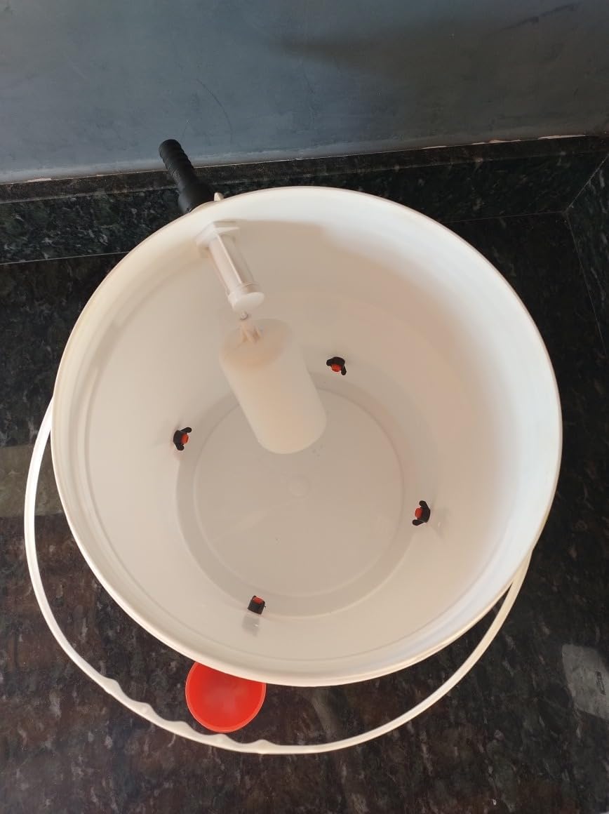 Bebedouro Pet Com Boia Mais 4 Copinhos autmáticos Para Aves Galinha Codorna e Outros - Imagem 5